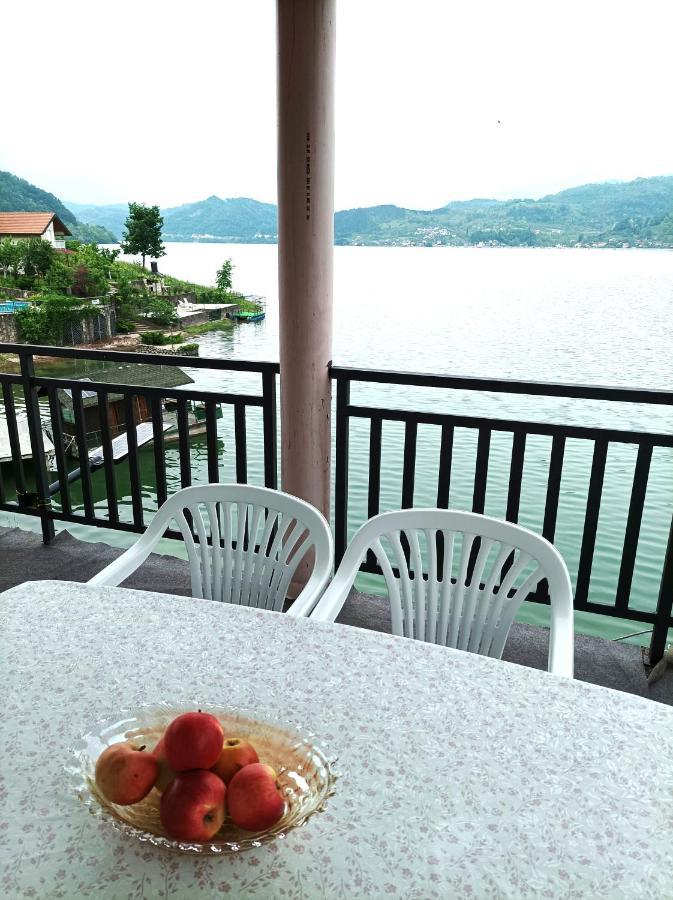 Dina Apartman Jablanicko Jezero Konjic Bagian luar foto