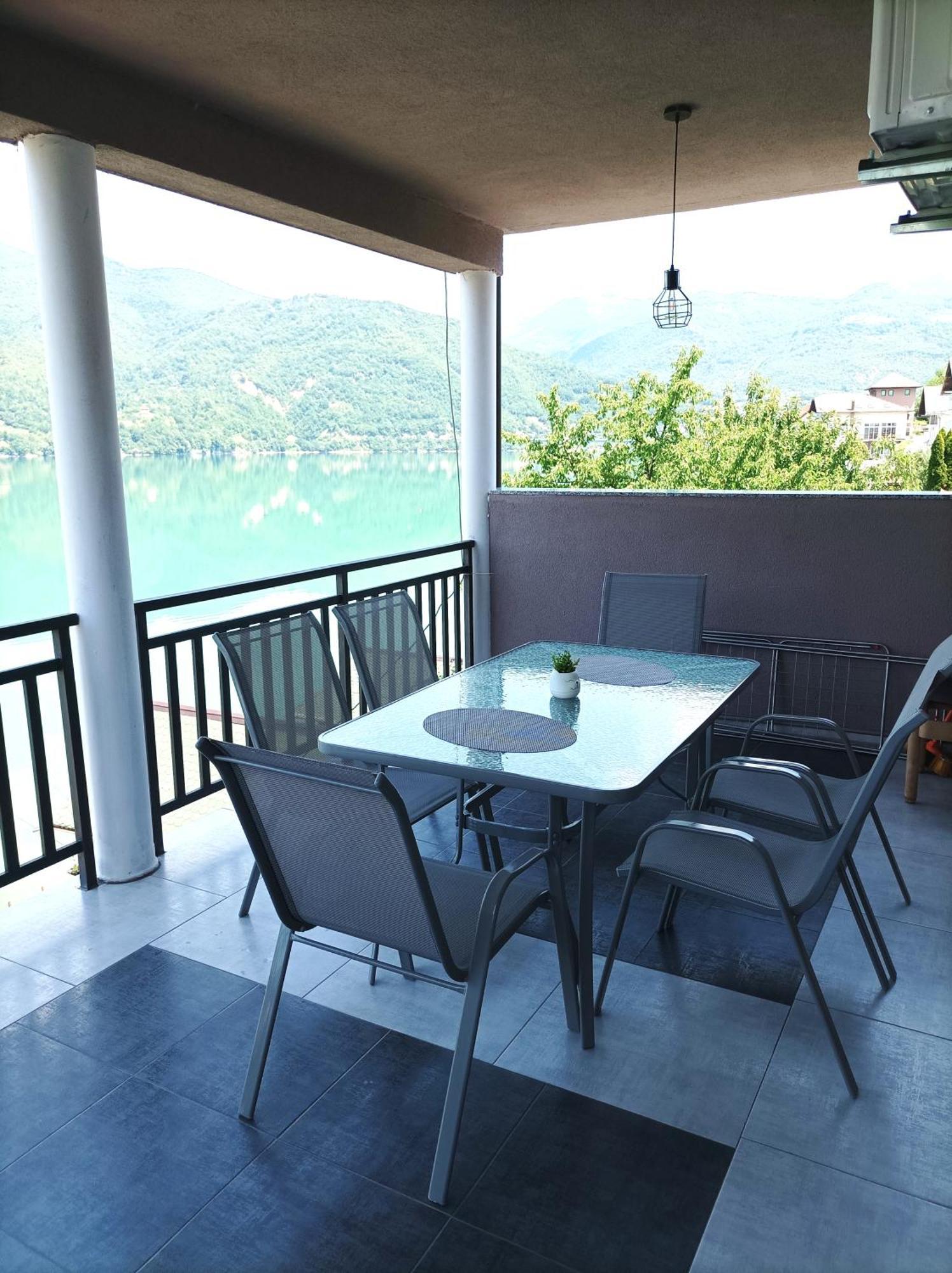Dina Apartman Jablanicko Jezero Konjic Bagian luar foto